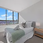 Kozyguru | Wentworth Point | 2B